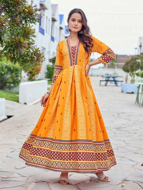 Style Meets Comfort ā Fully Stitched Rayon Anarkali Gown in Vibrant Orange