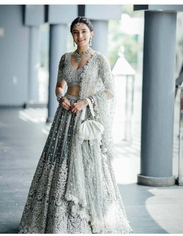 NEW DESIGNER BRIDAL WEAR HEAVY CHINE SEQUNCE WORK LEHENGAS CHOLI WITH DUPATTA