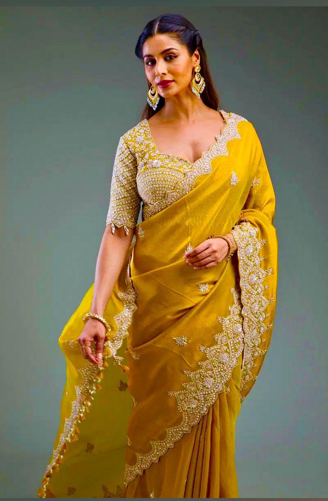 NEW TRENDING GLOD CRUSH FABRIC ON HEAVY EMBRODERY WORK SAREE BLOUSE