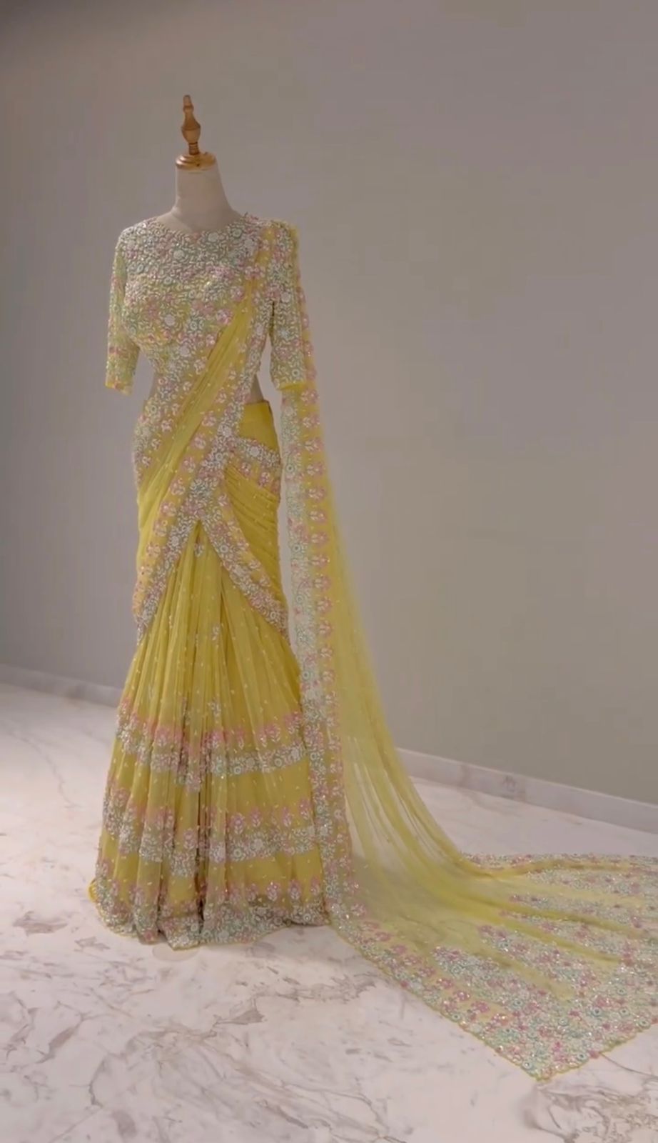 New Looking some one for this same colour beautiful Designer Saree on Soft Net Febric with Thred & Sequnce with Pearl work and Blouse on also Soft Net Febric With Thred & Sequnce with Pearl work